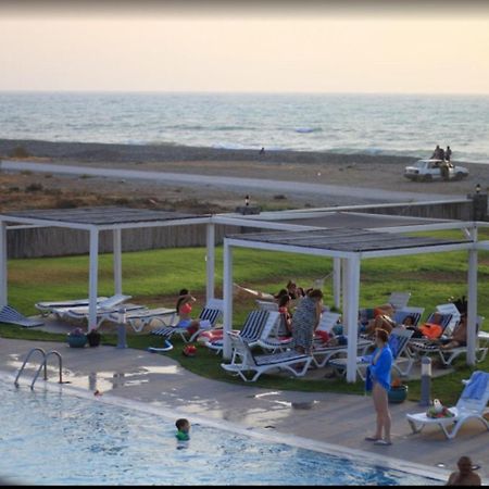Ghaziveran Aphrodite Beachfront Apartment מראה חיצוני תמונה