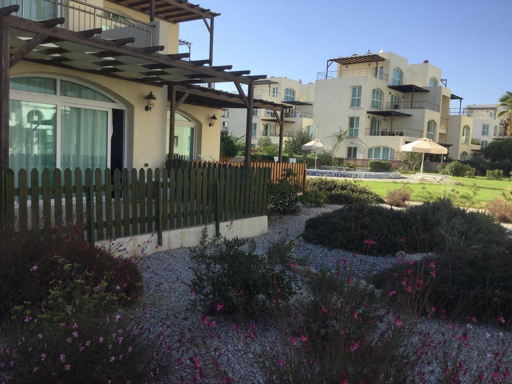 Ghaziveran Aphrodite Beachfront Apartment מראה חיצוני תמונה