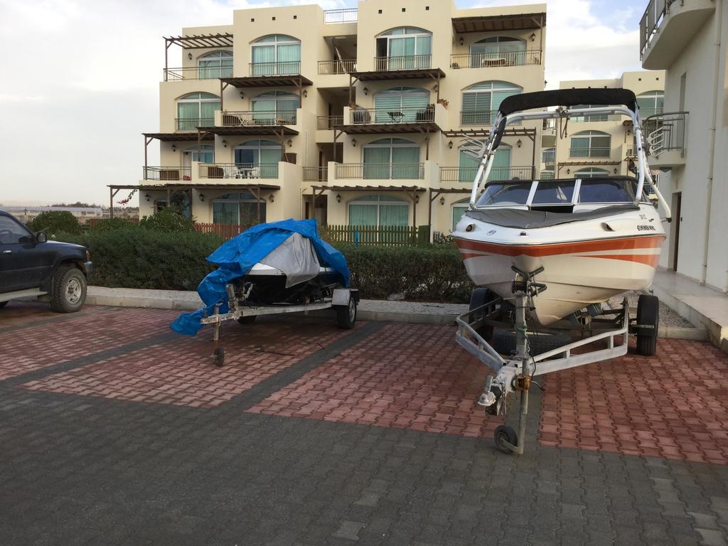Ghaziveran Aphrodite Beachfront Apartment מראה חיצוני תמונה