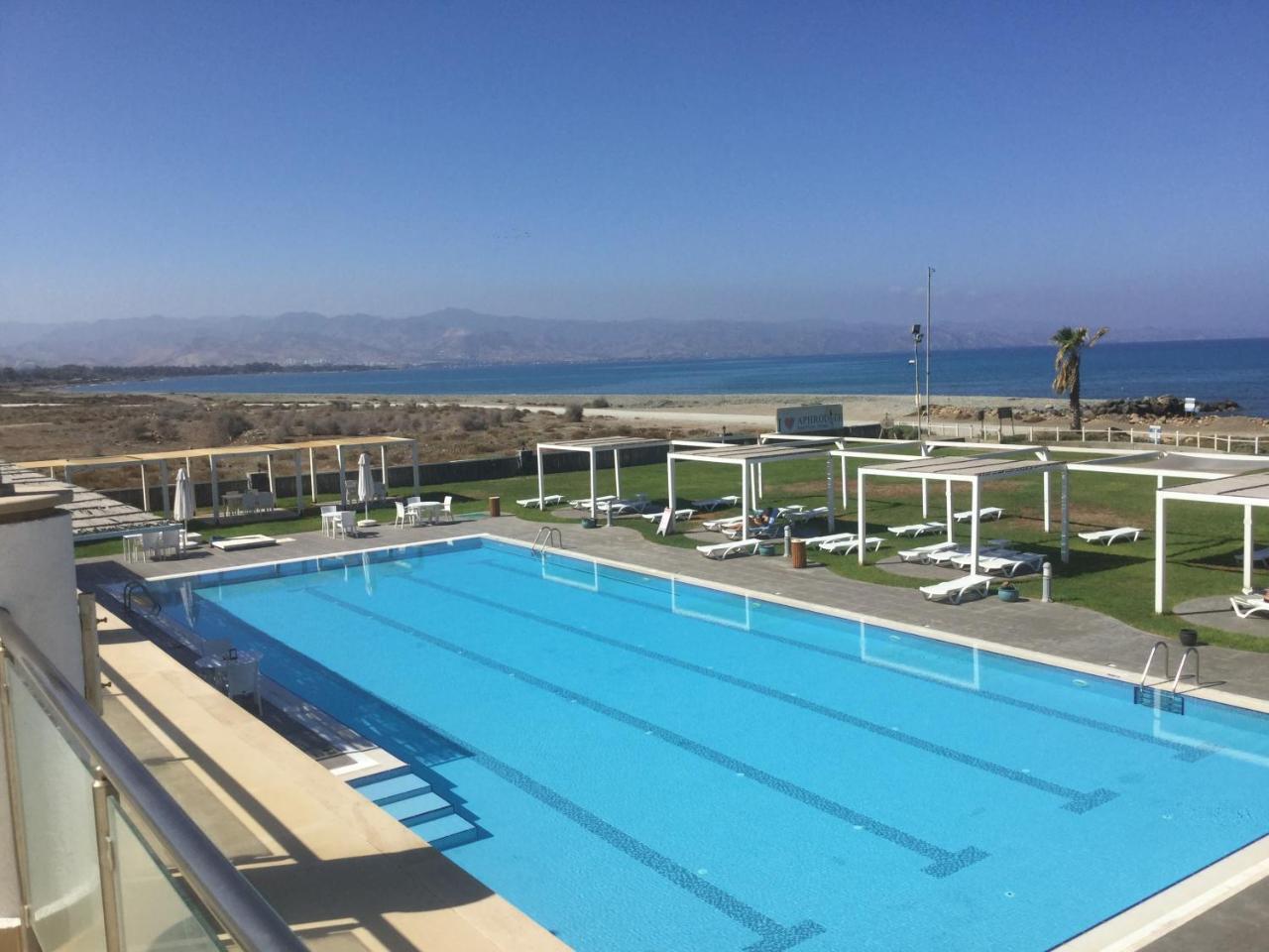 Ghaziveran Aphrodite Beachfront Apartment מראה חיצוני תמונה